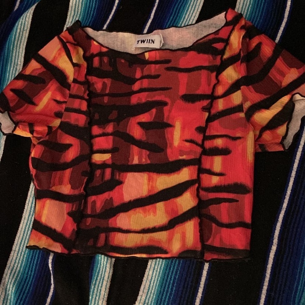 Top by twiin